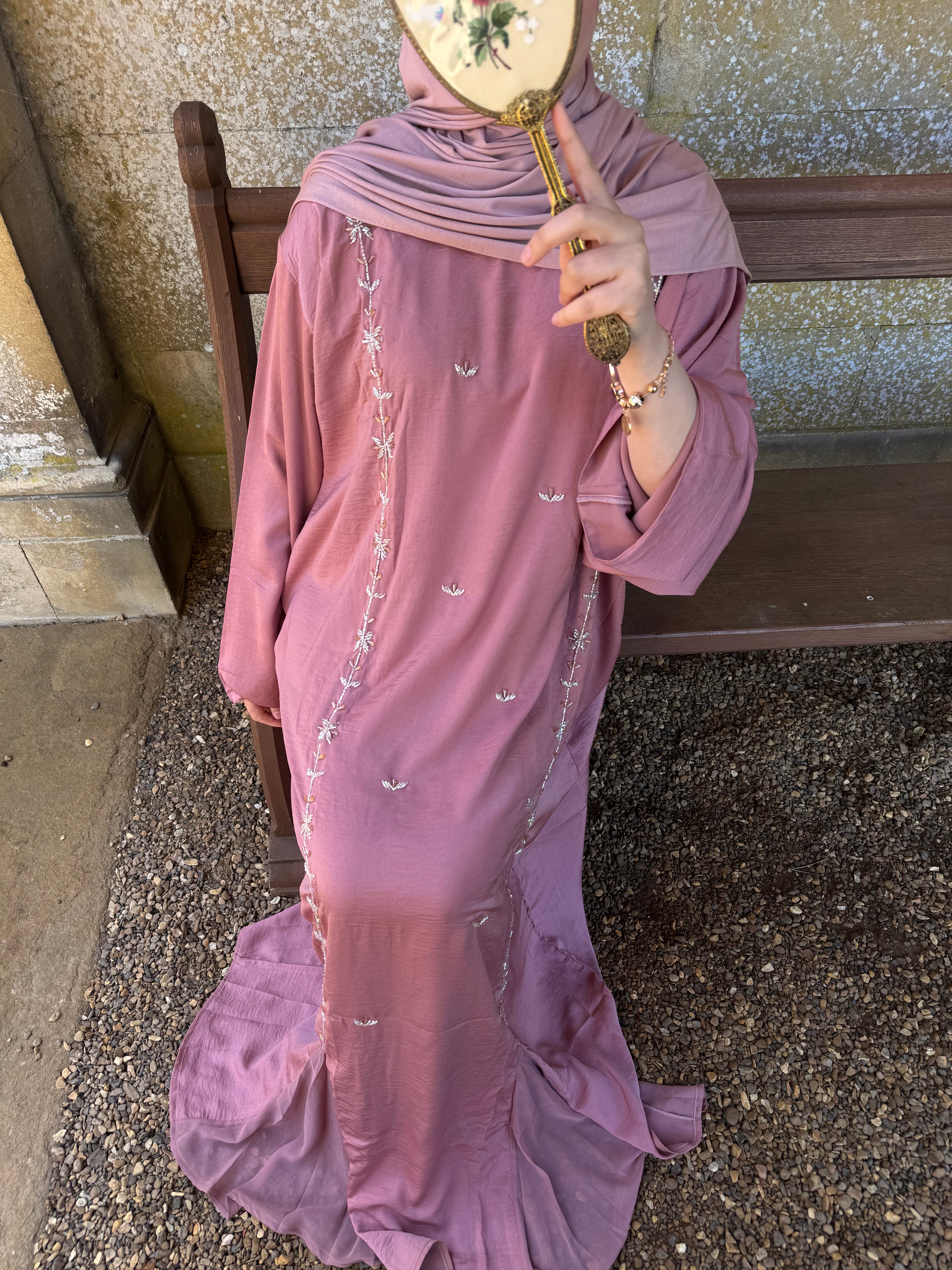 Al-Zahrah Closed Abaya | Sunset Pink