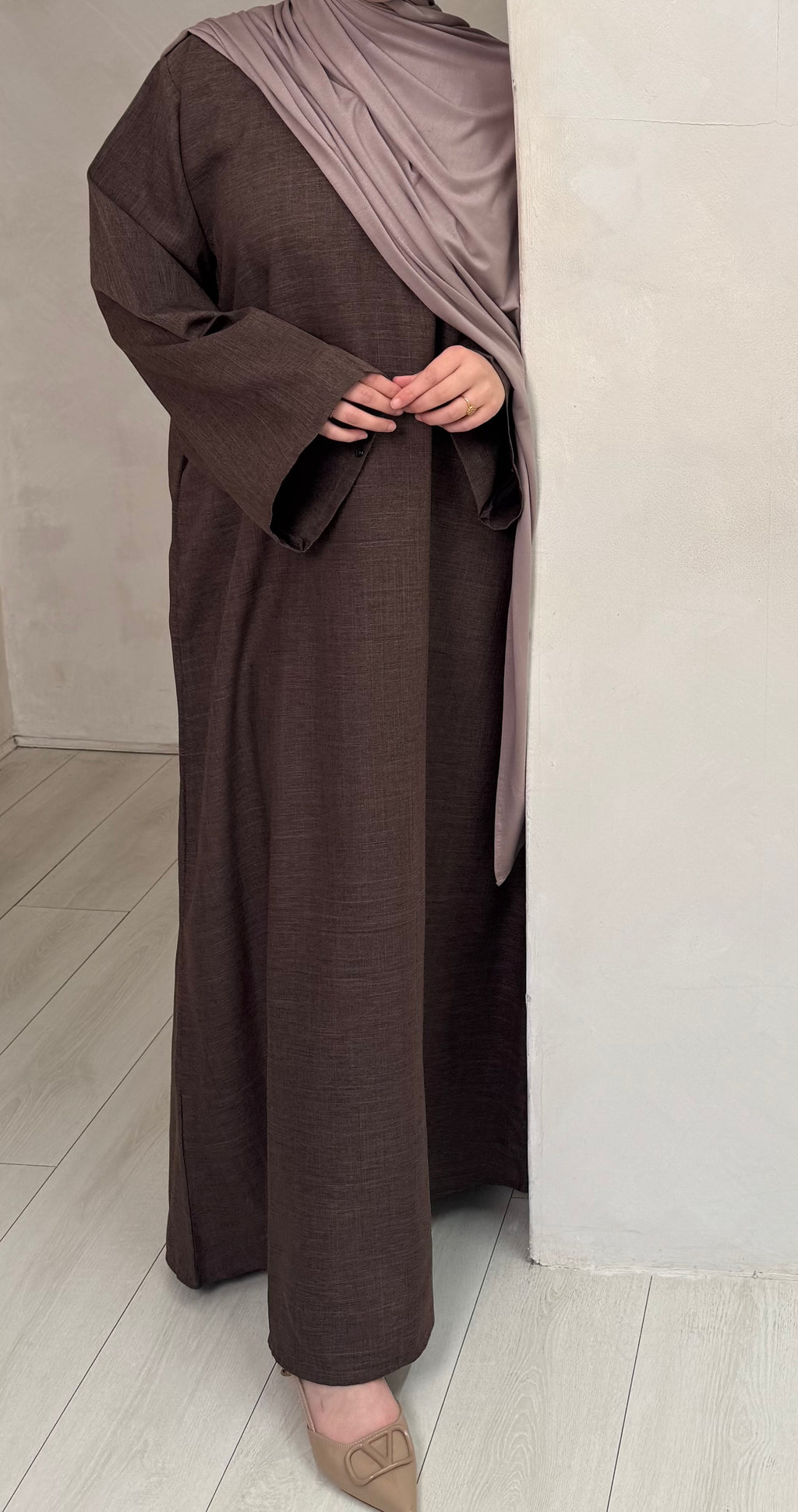 Aveline Linen Closed Abaya | velour Cocoa