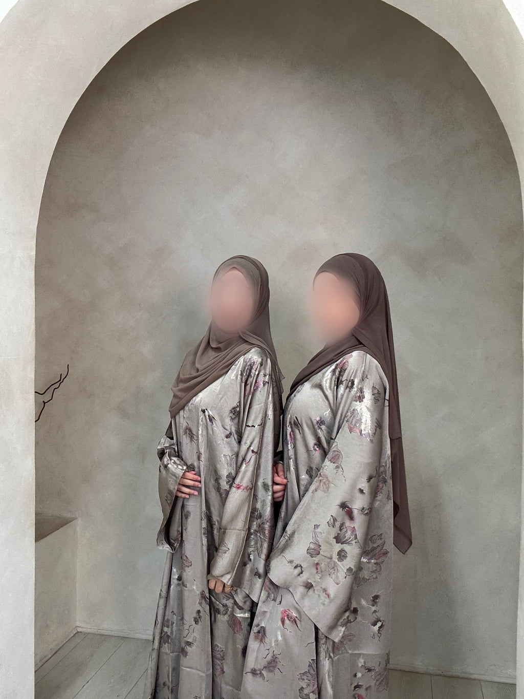 Flora Serene Abaya - Desert Bloom