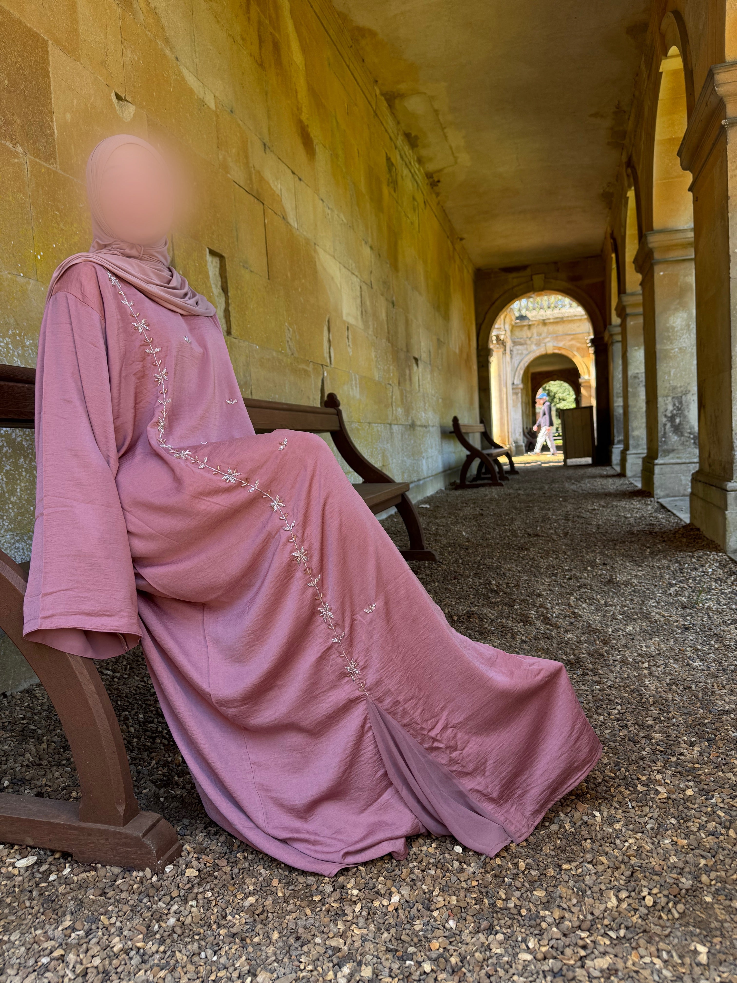 Al-Zahrah Closed Abaya | Sunset Pink